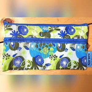 Norwex Travel Bag Floral Print NWOT